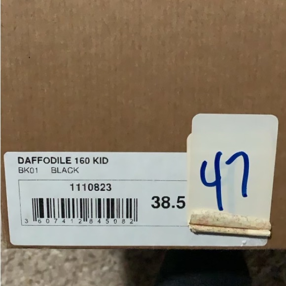 Black Christian Louboutin leather heels - Picture 5 of 5